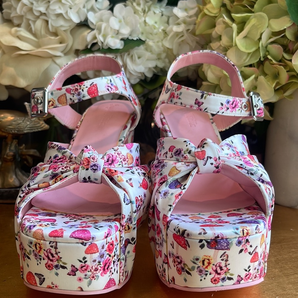 NWOT! Sugar Thrillz “Totally Buggin’” Platform Heels - Picture 6 of 16